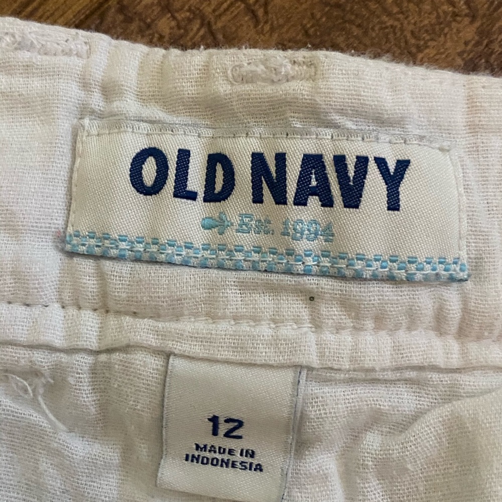 Bundle of 3 old navy shorts-size 12 - Picture 2 of 7